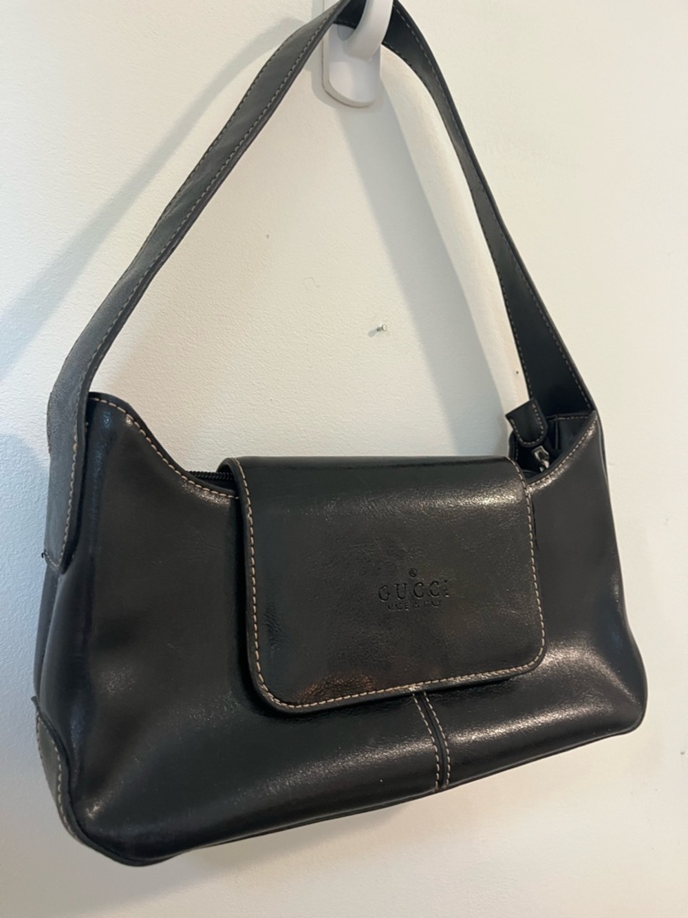 Gucci Black Leather Shoulder Hobo Bag - Picture 15 of 16